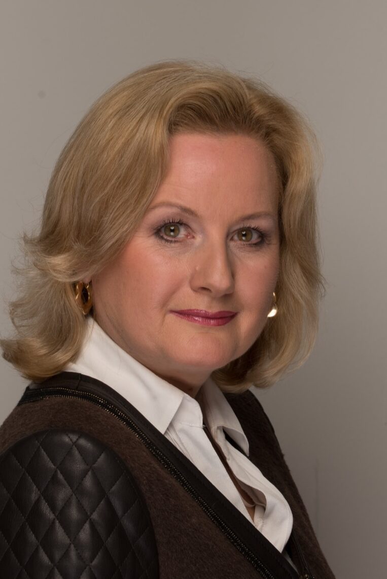 Ute Benedikt, Rezeptionsleitung